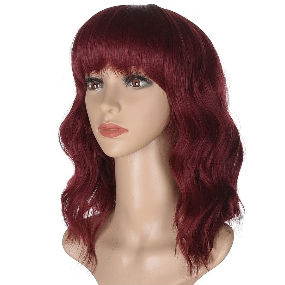Elegant Burgundy Wavy Wig